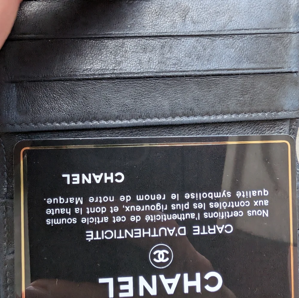 Authentic Chanel Black Leather Wallet With Authentication Card - Picture 6 of 9